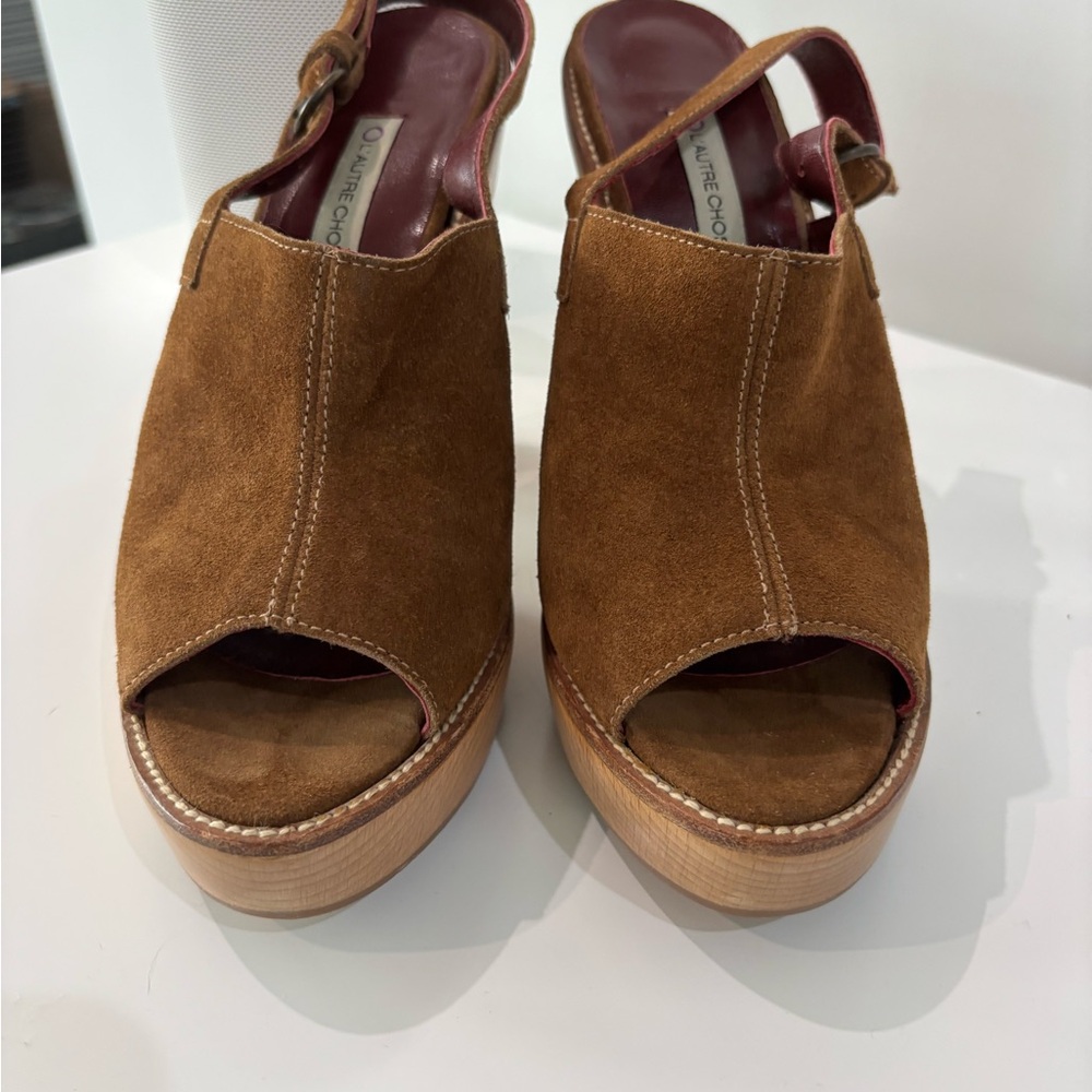 Elegant Brown Suede Women's Mules - Picture 6 of 7